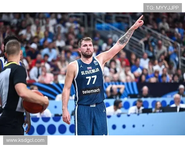 东契奇复出砍44分12篮板6助攻 里夫斯高效21分助湖人胜灰熊