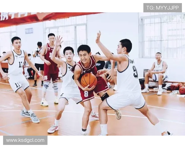 俱乐部携手城市共建青少年运动基金推动体育发展助力未来人才培养