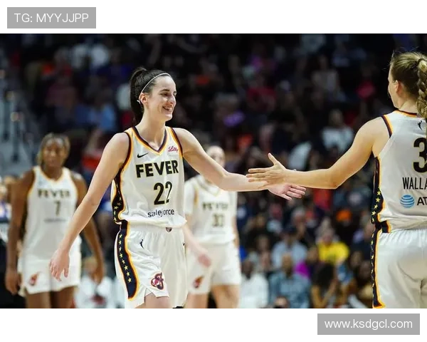 佩奇女友阿奇福德荣登SLAM杂志封面明年将征战WNBA 佩奇女友阿奇福德荣登SLAM杂志封面明年将征战WNBA